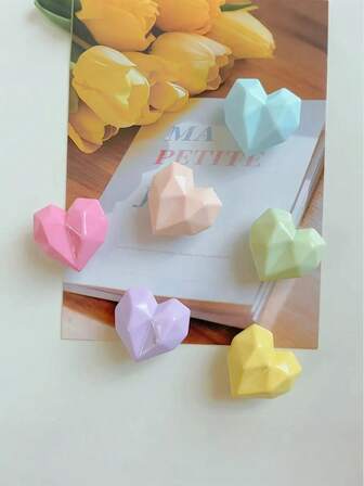 3pcs/6pcs/12pcs Colorful Diamond Heart Shaped Refrigerator Magnets, Creative Cute Minimalist 3D Resin Fridge Magnets DIY, Suitable For Office, Kitchen, Apartment, Dorm, Home Decor, Travel, Wedding, Party, Birthday, Gifts For Mom, Dad, Friends, Teachers, New Year