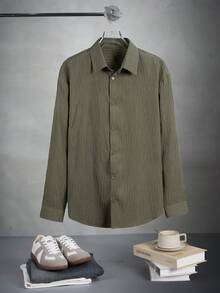Lookun Men's Loose Fit Collared Shirt With Pleats, Japanese Minimalist Commuter Style, Vertical Textured Stripe, Autumn/Winter - Army Green - View 6