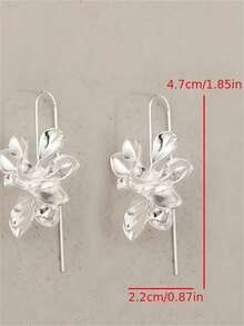 1 Đôi bông tai hợp kim thời trang thanh lịch phong cách cung điện cổ điển, món quà trang sức phù hợp cho phụ nữ trong mọi dịp - Bạc - Xem 3