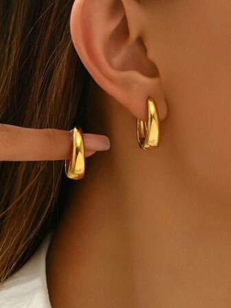 1 Pair Of Retro Fashion Shiny Stainless Steel Earrings 18K Electroplating Waterproof And Hypoallergenic Long-Lasting Color Retention Suitable For Women's Daily Wear, Perfect Holiday Gift For Lovers, Mothers And Daughters