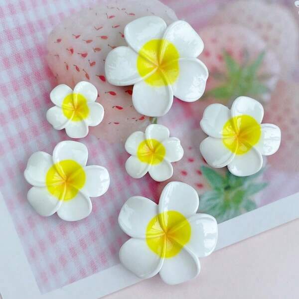 5 Stücke/10 Stücke glänzende Plumeria Harz Kühlschrankmagnet, Cartoon Kühlschrankmagnet, Kawaii Kühlschrankmagnet, Whiteboard Magnetaufkleber, dekorative Kühlschrankmagnet, süße Büro- & Küchen Magnete, Küchenutensilien, Heimdekoration, Küchendekoration, exquisite Geschenke