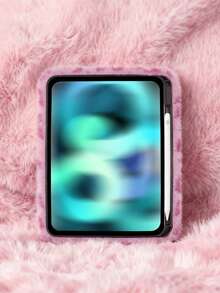 Winter Leopard Print Fluffy IPad Protective Case With Stylus Holder - Fits IPad 10th/11th Gen, New A16 Model (2022/2025), IPad Air 11/Pro 11 & 7th/8th/9th Gen | Cute Girly And Stylish Design, Tablet Desktop Decor | Perfect Gift For Party, Birthday And Holidays