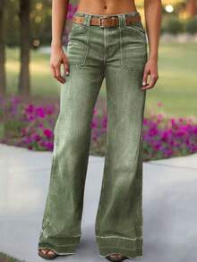 Women's Flared Jeans With Diamond Pockets - Army Green - View 2