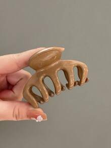 4 قطع/1 قطعة مشابك شعر جميلة ذات لون جيلي براق، باللون الأسود/الأبيض/البنفسجي/الخاكي، بحجم متوسط 6 سم/2.36 بوصة، من البلاستيك خفيف الوزن، متعددة الاستخدامات وأنيقة، مناسبة للاستخدام اليومي والكاجوال والحفلات والتنقل والاستحمام وتصفيف الشعر والمكياج وتنسيق الملابس، مشابك شعر، إكسسوارات شعر للنساء