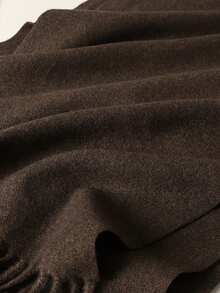 1条秋冬季高品质斜纹流苏纯色羊绒围巾，女士时尚休闲防风保暖披肩，舒适毯式围巾，适合日常穿着搭配连衣裙 - 棕色 - 查看 6