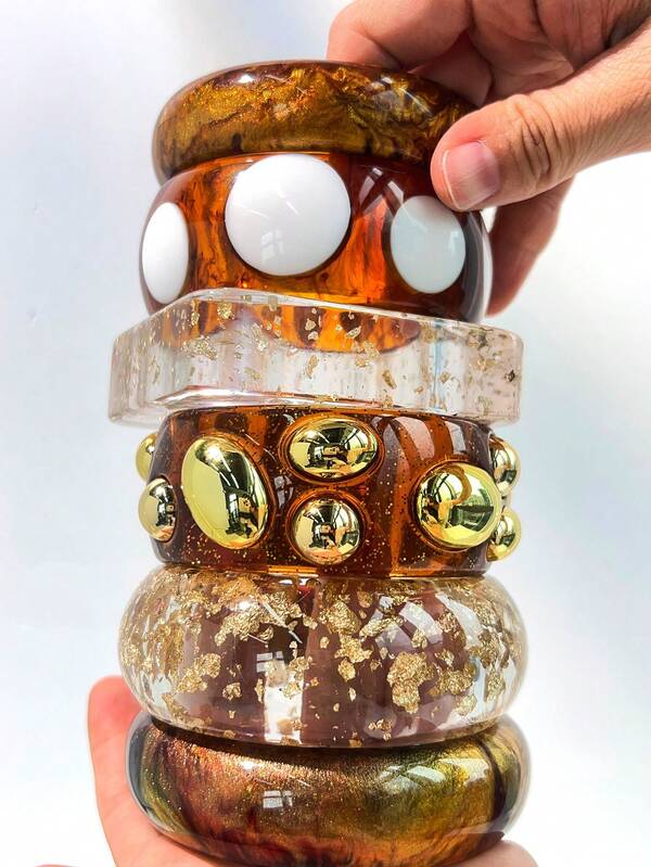 1pc Classic Glamorous Gold Glitter Tie Dye Women Resin Bracelet With Transparent Gold Foil Accent, Versatile Jewelry For Formal Occasions, Elegant