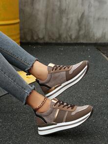 Sneaker da donna con zeppa comoda e alla moda, slip-on antiscivolo, con patchwork in strass, piattaforma, leggere e casual, decorate con strass - Castano - Visualizzare 3