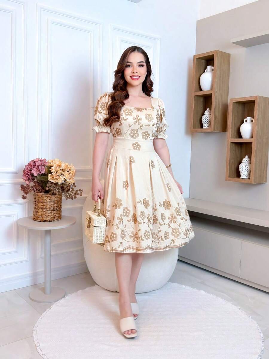 Elegant Viscose Midi Dress With Short Sleeves - Krem - View 1