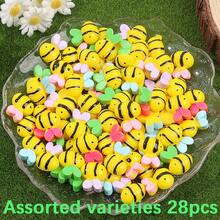Yellow Resin Bee Shaped Non Porous Beads, Bee Themed Birthday Party Beads & Bead Assortments, Used For DIY Hair Clips, Phone Cases, Clothing Accessories, Envelope Cutting And Pasting Decoration, Christmas Eve, Thanksgiving, Halloween Parties, Holiday Parties, Birthday Gifts, Back To School Season, Bee Festival Decoration Accessories
