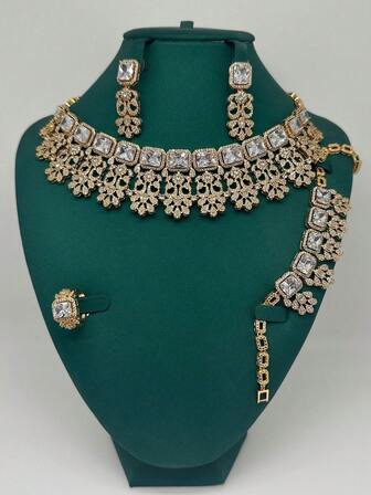 5pcs/Set Luxury European & American Style Exaggerated Ruby, Emerald, Cubic Zirconia Copper Necklace Jewelry Set. Necklace, Earrings, Open Ring, Bracelet 4-Piece Jewelry Set. Suitable For Banquet, Party, Bride, Wedding. Gift For Mother, Teacher, Girlfriend