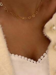 Nooxian 1pc Gold Heart Pendant Necklace, Minimalist Love Connected Short Necklace, Versatile Layering Accessory (Random Heart Quantity) - Yellow Gold - View 3