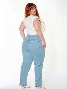 Calça Jeans Mom Básica Plus Size Cintura Alta Casual Simples    Bolso  Zíper  Botão