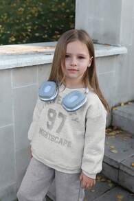 DAZY Young Girls Round Neck Knit Fleece Letter Sweatshirt, Fall - Grey - View 1