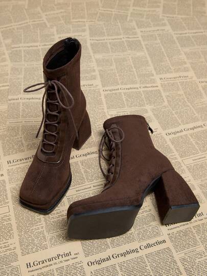 2025 Sonbahar Yeni Avrupa ve Amerika Tarzı Kadın Şık Kalın Topuklu Yüksek Topuklu Botlar, Kare Burunlu Gece Kulübü Bilek Botları, Sonbahar/Kış İçin Moda Bilek Botları