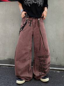 1件 Infinite Jeans 美国休闲品牌拼接男士个性化印花喇叭裤，宽松舒适的街头风阔腿裤（不含腰带和配饰） - 紅色 - 查看 4