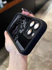 Una elegante funda para  con un elegante diseño de coche, compatible con los modelos  16E, 15, 14, 13, 12, 11/XR/XS MAX/MINI Pro/PLUS/PRO MAX, y también con los modelos  S25/S24 ULTRA/S23 FE/S22 PLUS/ Modelos S21/S20/NOTE20/A55/A54/A35/A34/A32/A25/A24/A21S/A16/A15. Fabricada con material TPU, esta funda protectora ofrece absorción de impactos, resistencia a caídas y protección contra manchas, lo que la convierte en una opción esencial para uso personal o para regalar. Perfecta para San Valentín, Halloween, Navidad y otras ocasiones festivas. - Negro - Ver 5