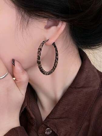 1 par de pendientes de aro de terciopelo con estampado de leopardo, elegantes y con estilo