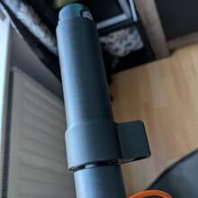 1pc Skateboard Handle, Practical Upgrade Accessory For Skateboard Enthusiasts. Durable, Effectively Enhances Skateboard Control Stability. Ergonomic Design Fits Palm Comfortably, Non-Slip Grip - Multicolor - View 3