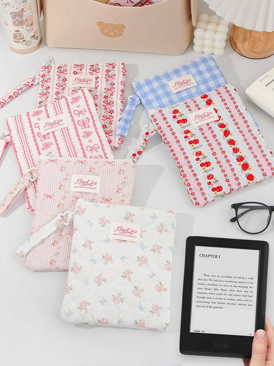 1Pc Floral Print Quilted Cute 6 6.8 7 Inch E-Reader Sleeve Storage Bag Kindle Accessories Ladies Accessories Phone Bag SA569P Carrying Case Protective Pouch For Kindle Paperwhite 2024 1/2/3/4/5/6E-Book Reader Storage Bag ,6-7inch E-Reader Sleeve For Kindle/Boox/Kobo Carrying Case Digital Protective Pouch For Student For School Daily Use E-Reader Storage Bag Travel Essentials Dorm Essentials Gift For Friends,Teachers Christmas/New Year's Gift - Multicolor - View 1