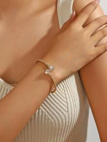 1pc Elegant & Charming 18K Gold Plated Zirconia Adjustable Apricot Leaf Bangle Bracelet, Jewelry Gift For Women, Suitable For Daily Wear, Party, Date