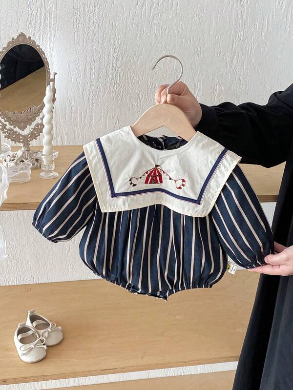 بوديسوت طويلة الأكمام مخططة بياقة زرقاء داكنة، خريف