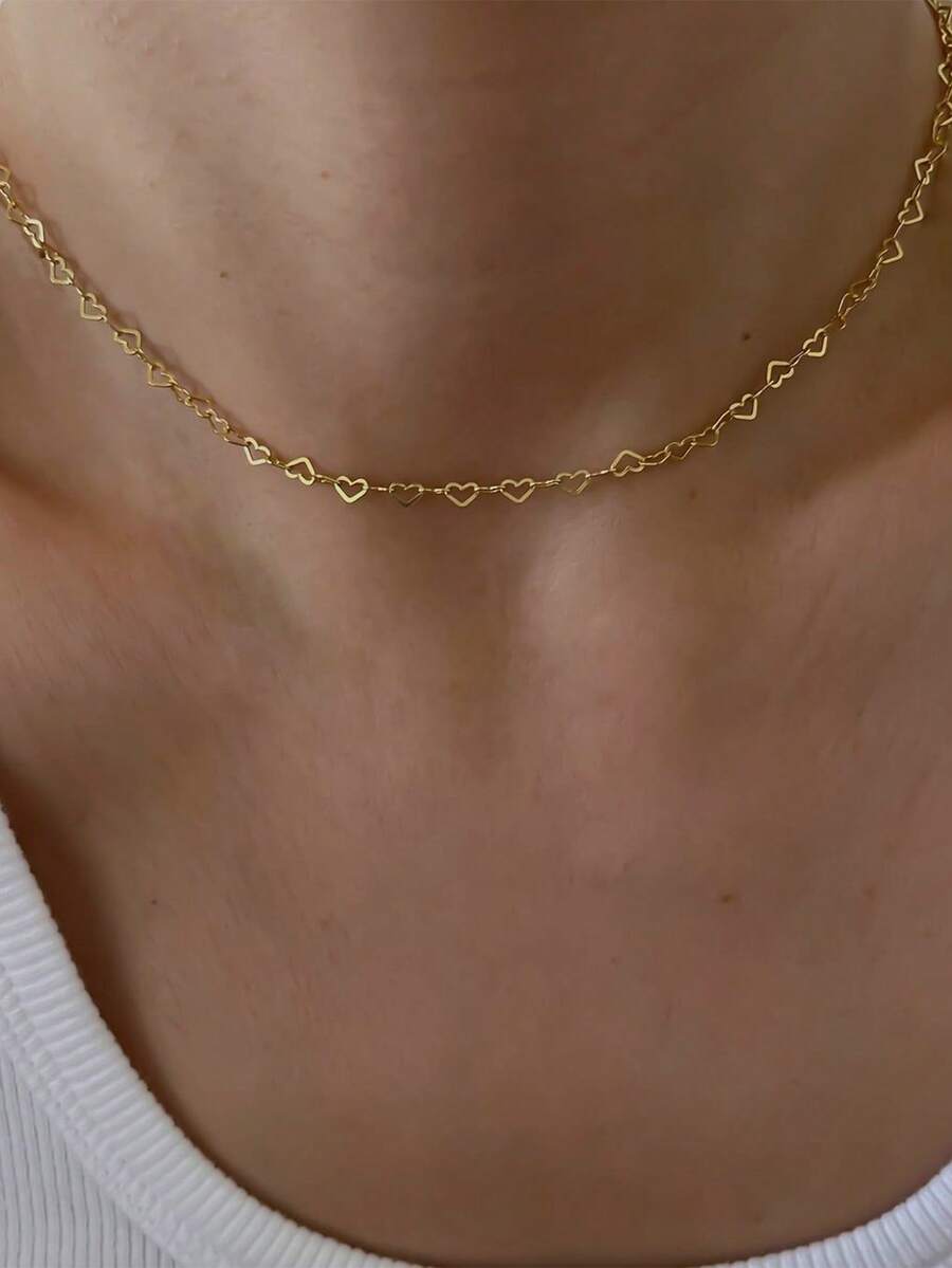 Nooxian 1pc Gold Heart Pendant Necklace, Minimalist Love Connected Short Necklace, Versatile Layering Accessory (Random Heart Quantity)