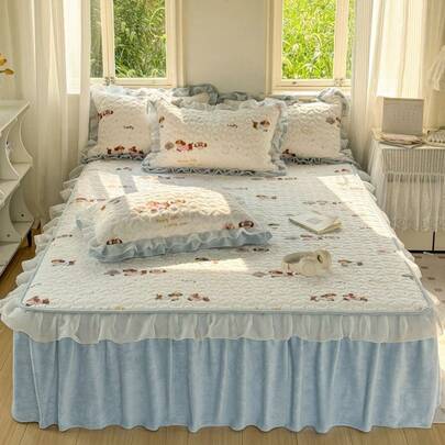 とろみのあるミルクベルベット二層レースキルトベッドスカートスタイルベッドシート暖かいベビーベルベットキルトカバーオールインクルーシブベッドカバーカバー防塵