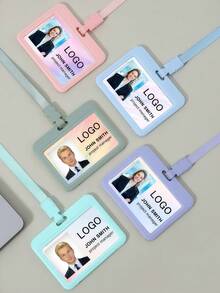 1/3 buc ecuson de identitate personalizat cu fotografie, cu sigla, fotografia și numele dvs., vine cu clemă pentru șnur. Personalizabil cu fotografie, nume, funcție și data angajării. Minimalist și elegant, personalizat și profesional. Cadou perfect în stil business pentru prieteni și iubite, ecuson de identitate unic pentru muncă, potrivit pentru companie, la locul de muncă, ziua de naștere, ceremonie de absolvire, petrecere de absolvire, Ziua Tatălui, Ziua Mamei, aniversări personalizate și alte ocazii.