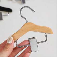 A Mini Solid Wood Pet Hanger, Invisible Pet Clothing Rack (Suitable For Cat And Dog Valentine's Day Gifts, Weddings, Birthday Presents), Miniature Hanger For Pet Clothing, Original Wood-Colored Hanger For Small Cat And Dog Clothes, Small Dog Clothing And Doll Hanger, Pet Cat Supplies. - Wood Color - View 3