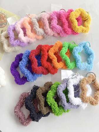 1pc Korean Fuzzy Star Bracelet Wristband Phone Case Keychain, Versatile With Pad Clip, New Design, Autumn/Winter
