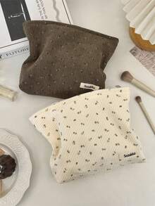 Borsa cosmetica in corduroy con motivo floreale ditsy, di grande capacità, borsa portatile per il trucco, custodia con cerniera per rossetti, pennelli, prodotti per la cura della pelle, telefono cellulare, piccoli oggetti per uso domestico, viaggi, vacanze e scuola. Borsa per il trucco, custodia per il trucco, borsa per prodotti per la cura della pelle, borsa da toilette, cubi per l'imballaggio, regali per damigelle, regali per la mamma, regali di compleanno, articoli essenziali per viaggi, articoli essenziali per crociere, articoli essenziali per il dormitorio