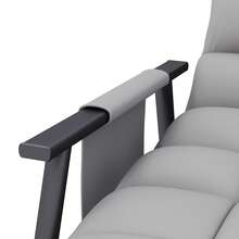 Fotel bujany HOMCOM, fotel relaksacyjny z podnóżkiem, regulowanym oparciem do 120 kg, z mikrofibry w kolorze szarym, z kieszenią boczną dla dodatkowego komfortu