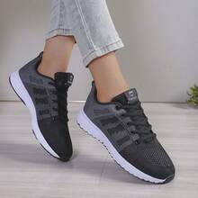 大码女士休闲运动鞋，透气网眼鞋面，柔软鞋底，时尚跑鞋，春秋季，批发 - 黑灰色 - 查看 5