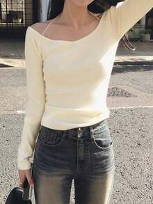 Korean Dongdaemun Women's Autumn/Winter New Lace-Up Halter Halterneck Off Shoulder Sexy Fitted Long Sleeve Knit Sweater Top - White - View 3