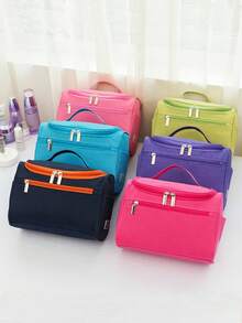 Túi đựng đồ trang điểm dung tích lớn 25*17*13CM, làm từ vải Oxford bền chắc, chống thấm nước và tiện dụng. Chức năng lưu trữ chắc chắn với quai xách và móc, thiết kế khóa kéo kép giúp dễ dàng lấy đồ. Ngăn chính rộng rãi, đựng được chai lọ, bàn chải, kem đánh răng, dầu gội du lịch, dao cạo râu, kem cạo râu và các vật dụng vệ sinh cá nhân khác. - Màu xanh lam - Xem 6
