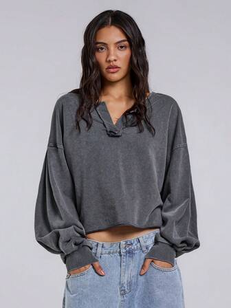 TypaGal 秋冬季黑色灰色现代时尚狂野新年派对复古优雅性感街头女式休闲纯色V领长袖宽松套头卫衣