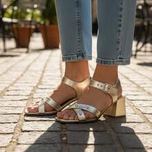 Women's High Heel Sandals With Thick Strap And Detailed Details - Vàng - Xem 1