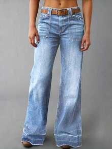 Women's Flared Jeans With Diamond Pockets - Light Wash - View 3
