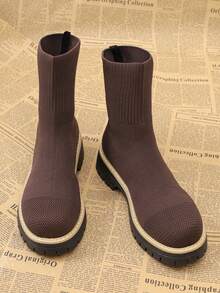 Braune Stiefel für Damen, britischer Stil Ankle Boots, schwarze vielseitige gestrickte elastische Skinny Boots, High Heel Kurzstiefel, Plateau Damenschuhe