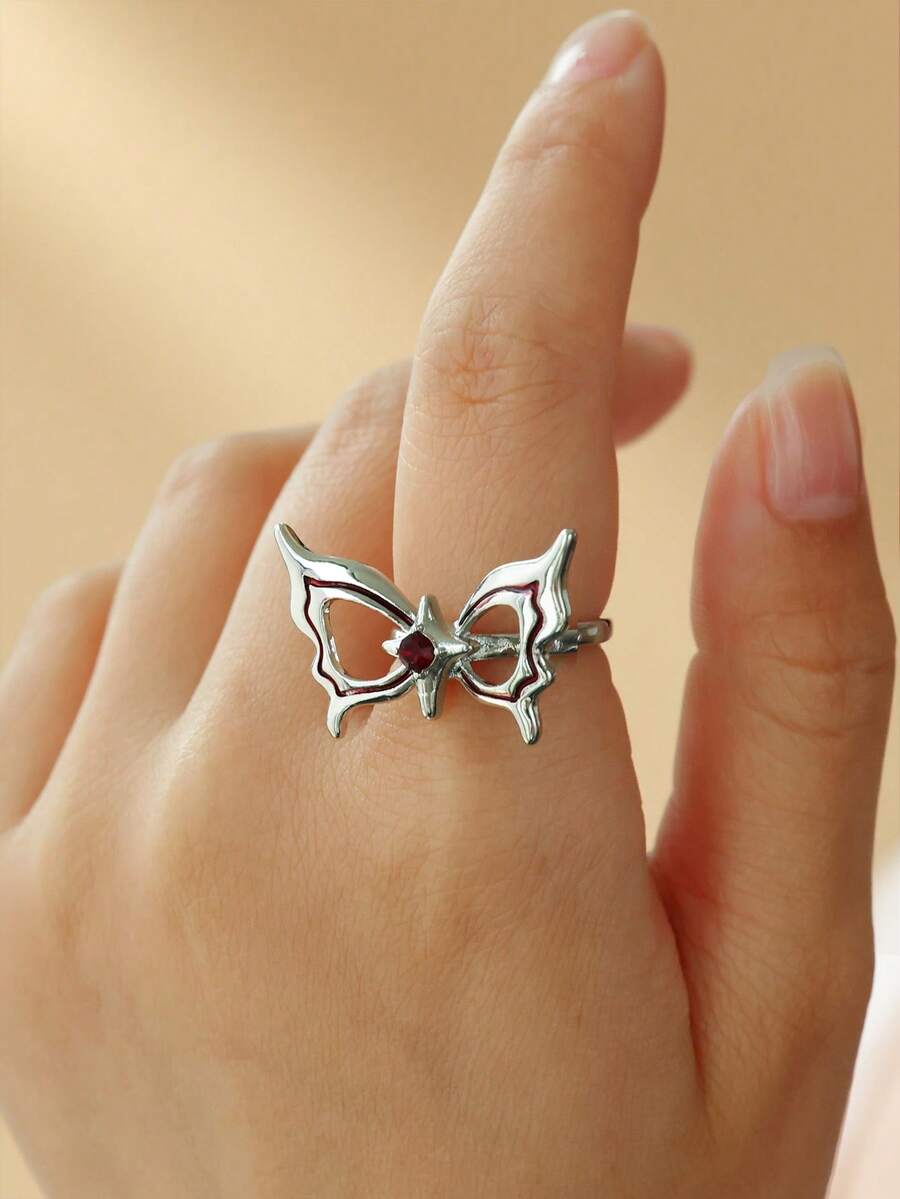 1Pc Gothic Style Butterfly Ring With Red Gemstone, Edgy Dark Style Butterfly Mask Ring, Halloween Jewelry Fashion Accessories, Halloween Party Accessories