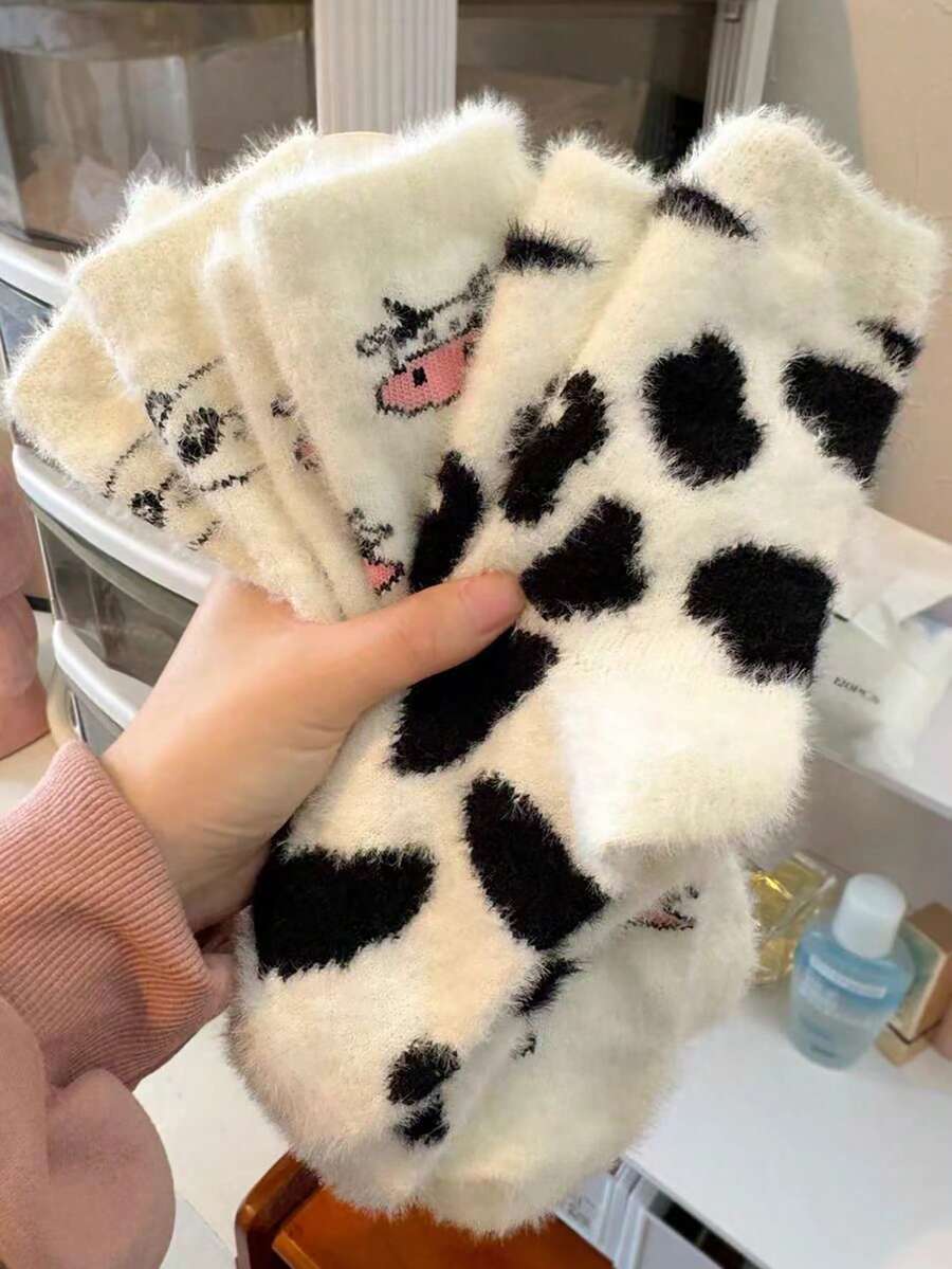 2 đôi tất dài đến bắp chân bằng vải nhung mềm mại in hình con bò dành cho nữ, mùa thu/đông, tất ấm áp - Đen và trắng - Xem 1