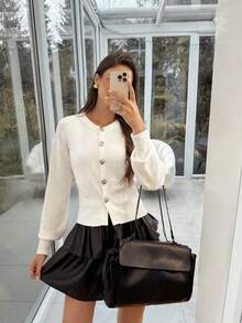 FOR BEAUTY Solid Color Minimalist Large Button Decor Round Neck Long Sleeve Knit Sweater Top For Women, Fashionable Elegant Casual Simple Versatile, Korean Street Style Daily Commute Pullover, Spring Apparel - Beige - View 5