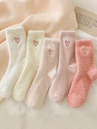 5 Pairs Heart Pattern Thick Plush Socks, Warm Autumn Winter Fuzzy Mid-Calf Socks, For Cold Weather Gear, Machine Washable Comfortable Matching, For Teenager