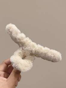 3pcs/1pc Women Fashion Elegant Plush Black/White/Brown 12cm/4.72in Light Weight Hair Clips, Casual Versatile Chic Minimalist Solid Color Hair Claws Accessories Suitable For Daily, Party, Commuting, Vacation, Hair Styling, Face Washing, Makeup, Outfit Matching Hair Jaw Clip Hair Clamps Hair Clutch Hair Catcher Clip, Autumn, School Stuff, College Fall Winter Claw Clip Hair Accessories For Women