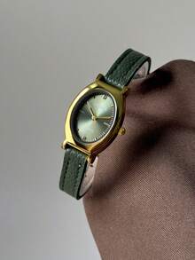 1 Pieza Reloj de mujer vintage, de moda, sencillo y casual, con caja ovalada elegante, correa de PU, esfera pequeña y elegante con detalles de pedrería, perfecto para uso diario, regalos de cumpleaños, fiestas, reuniones festivas, y como regalo ideal para ti o tus amigos. Sin caja.