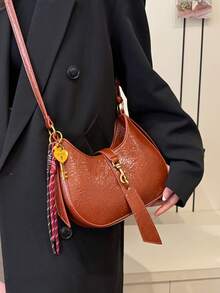 Geantă mică texturată la modă pentru femei, geantă de umăr cu mâner superior vintage nouă de toamnă/iarnă, geantă versatilă în formă de semilună cu pandantiv