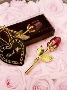 1 Mini Crystal Rose Flower, An Artificial Red Rose Made Of Crystal Material. It Is Suitable As A Gift For Women's Parties, Can Also Be Used As A Gift For Wedding Parties, Room Decorations, Office Desk Decorations, And Home Ornaments. (The Mini Crystal Flowers Are Shipped In Gift Boxes.)