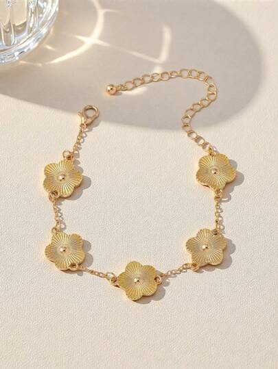 1pc Fashionable Vintage-Style 5-Leaf Clover Flower Bracelet, Suitable For Women's Daily Wear And Mother's Day Gift, Floral Bracelet For Parties And Festivals, Beach-Style Lucky Clover Chain Bracelet, Valentine's Day Braided Bracelet