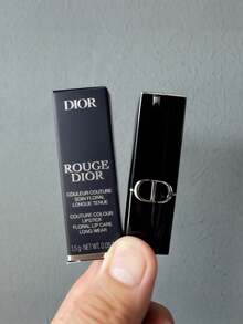 Dior [Mini] Rouge Dior Couture Colour Lipstick #720 Icone Satiny-Finish 1.5g / Floral Lip Care Long Wear / Hydrating & Long-Lasting Lipstick / Satin & New Veil Finishes / The Makeup Icon, Reveals A Wide Range Of Shades In Three Finishes. - #720 Satin 1.5g - 查看 5