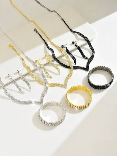 3 قطع مجموعة قلادة للنساء، تتميز بتصميم خطي أنيق مرصع بالراين ستون مع شرابة، قلادة قابلة للتعديل، مناسبة للارتداء اليومي، والمجوهرات الزفاف والخطوبة وأكسسوارات الحفلات والهالوين والكريسماس ومناسبات الأعياد المختلفة.